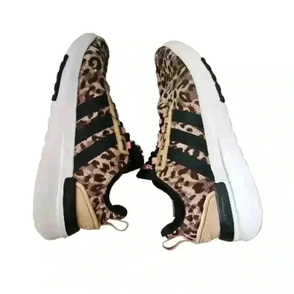 Adidas Unisex-Child Leopard Racer TR21 Trendy Fashion Shoes 4.5